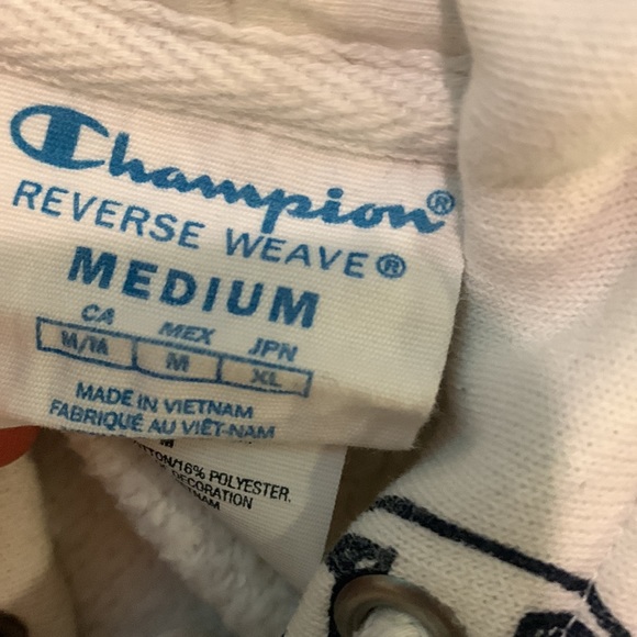 Champion hoodie - Picture 2 of 6